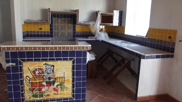 Kitchen tiling complete 